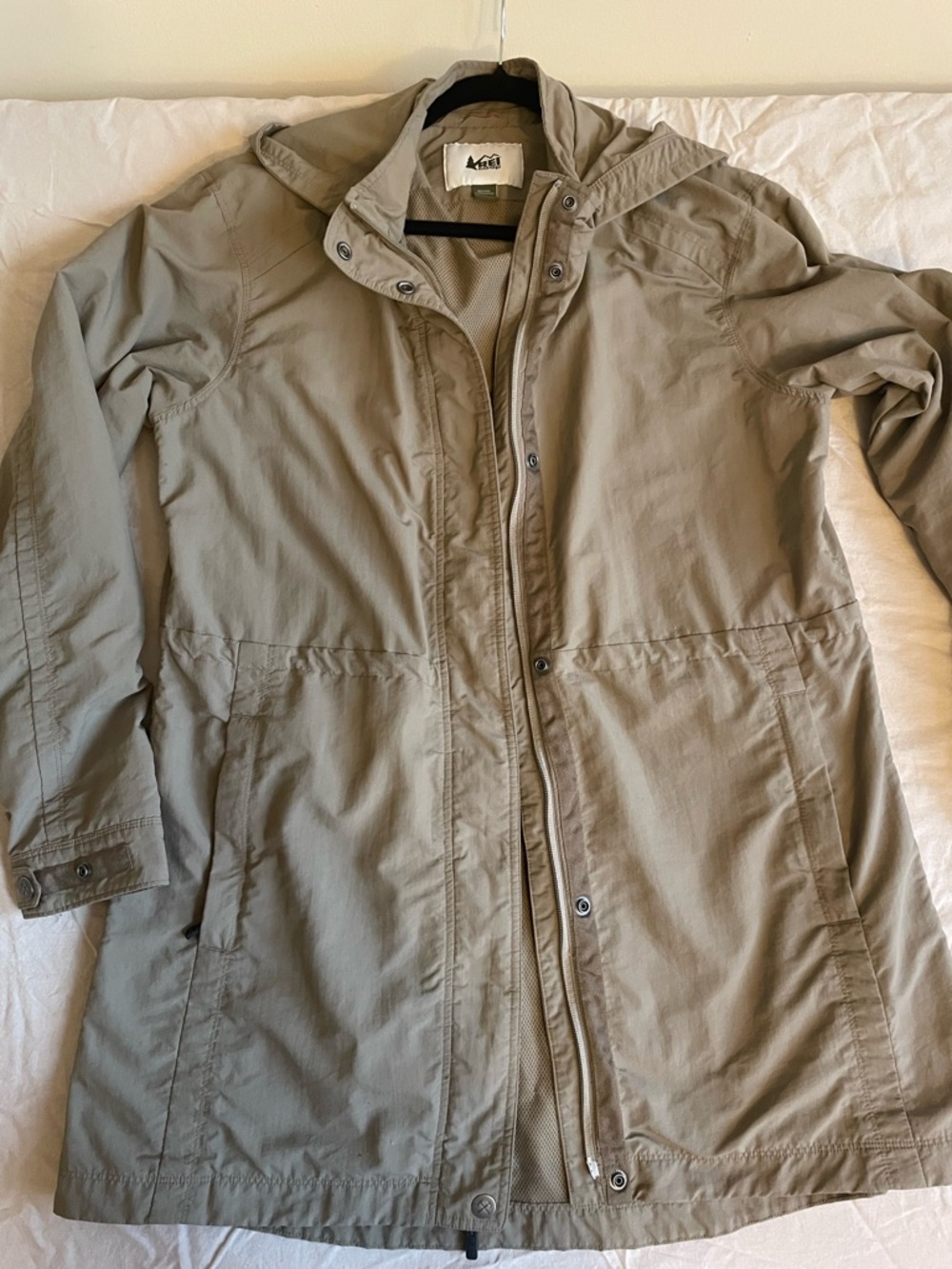REI Co-Op women’s Khaki colored fitted utility jacket size XL lightweight